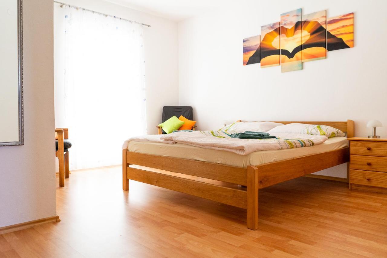 Apartment Mladen Biograd Na Moru Exterior photo