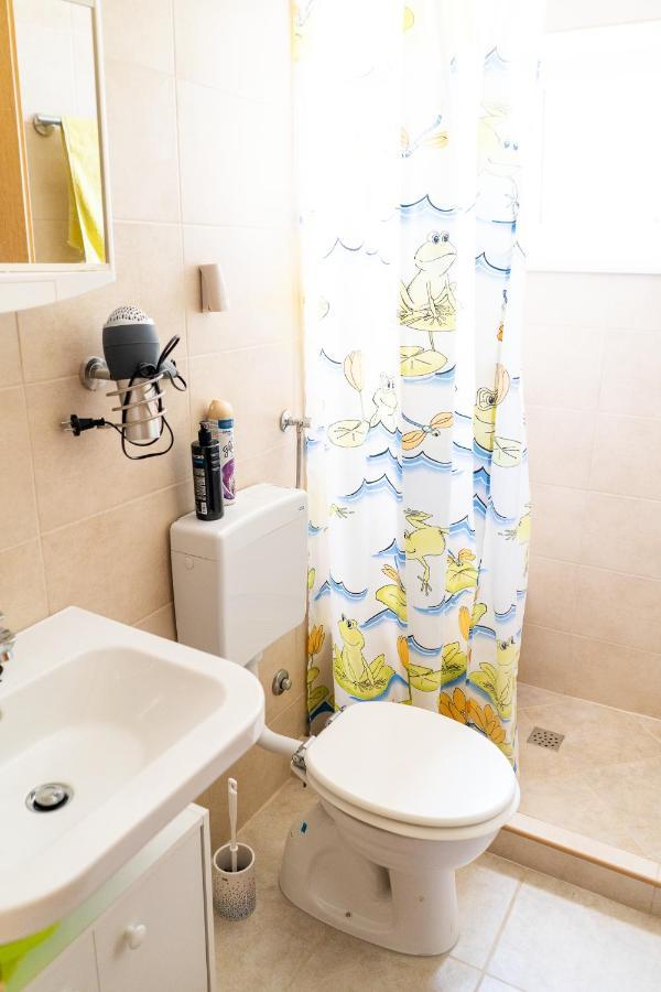 Apartment Mladen Biograd Na Moru Exterior photo