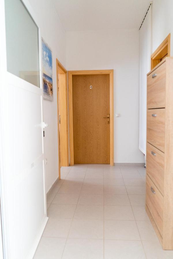 Apartment Mladen Biograd Na Moru Exterior photo