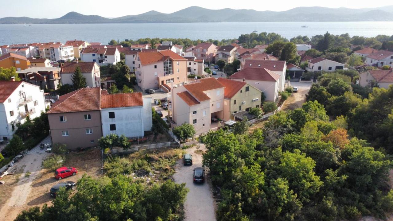 Apartment Mladen Biograd Na Moru Exterior photo