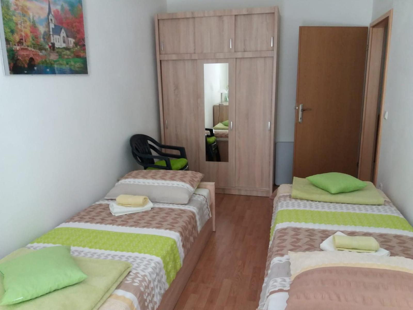 Apartment Mladen Biograd Na Moru Exterior photo